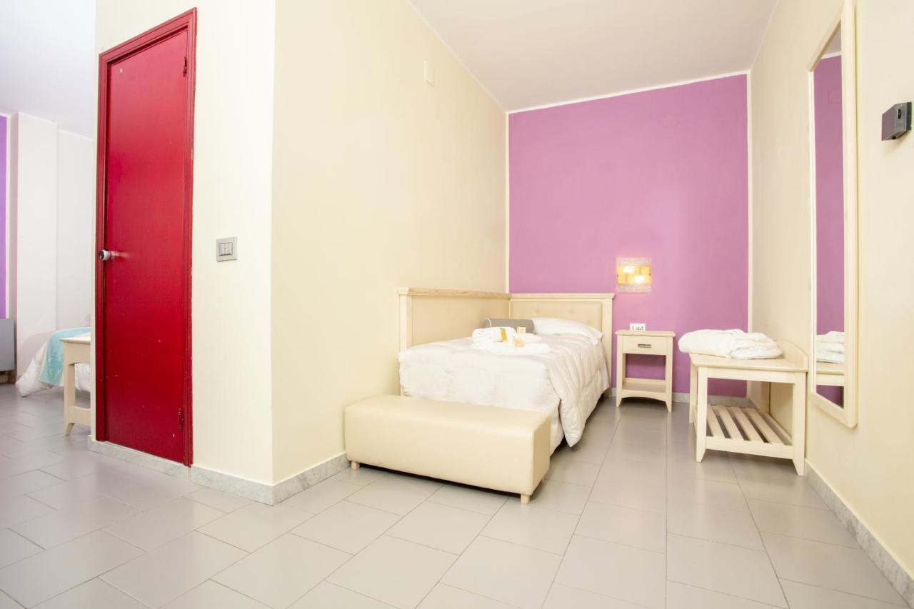 Hotel Marini Сассари Экстерьер фото
